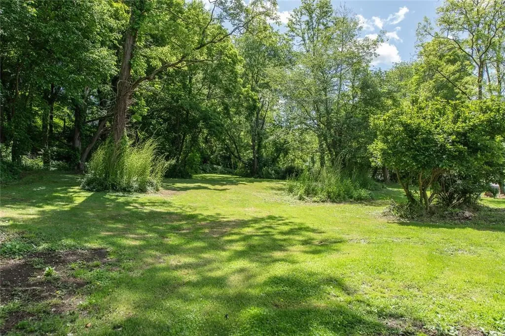 1593 E Noxon Road Lagrangeville NY 12540