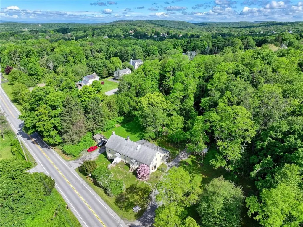 1593 E Noxon Road Lagrangeville NY 12540