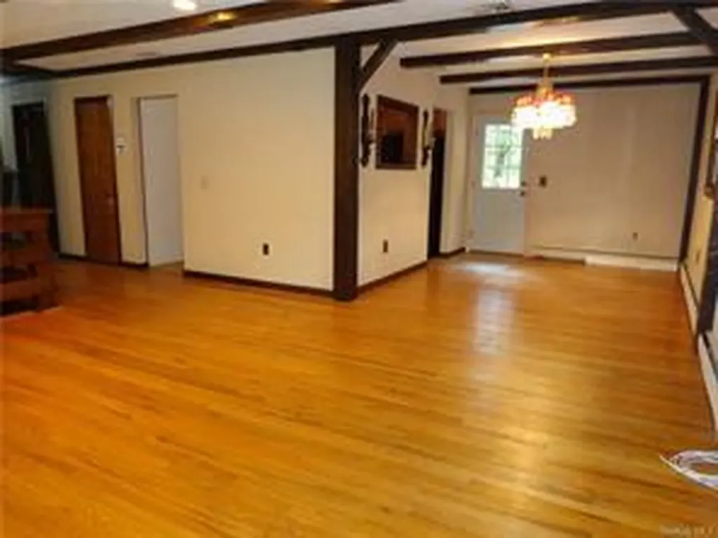 9 Oliver Drive Newburgh NY 12550