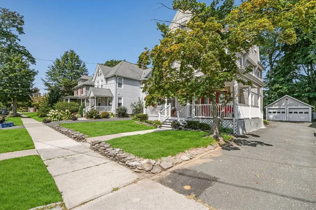 78 E Maple Avenue Suffern NY 10901