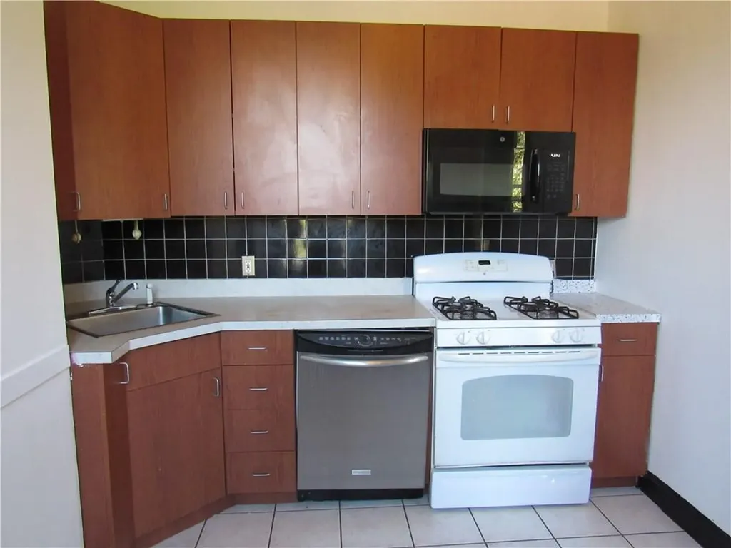 69 S Broadway Nyack NY 10960