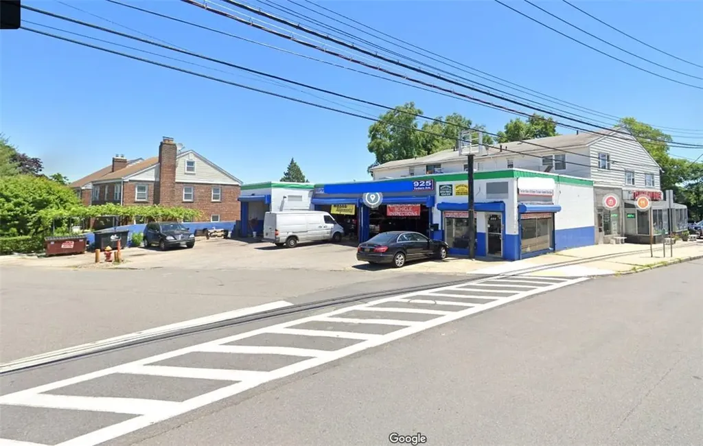 925 Yonkers Avenue Yonkers NY 10704