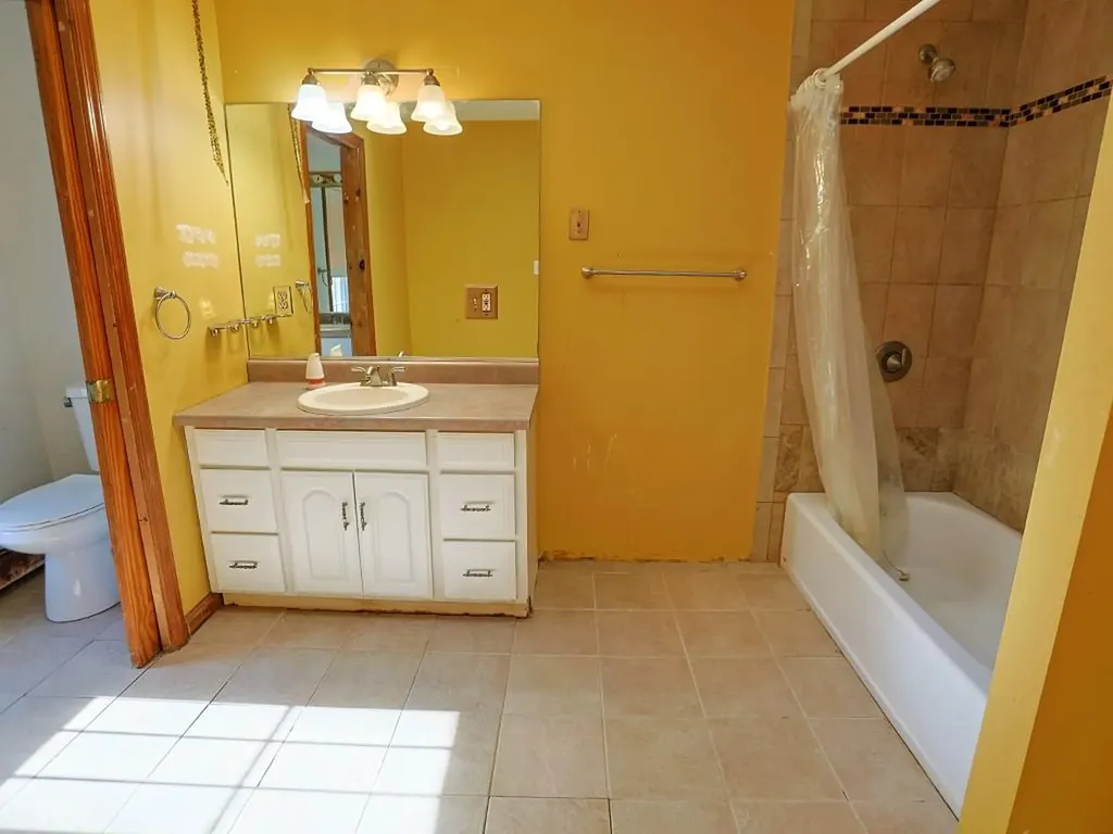 24 Roe Road Bloomingburg NY 12721