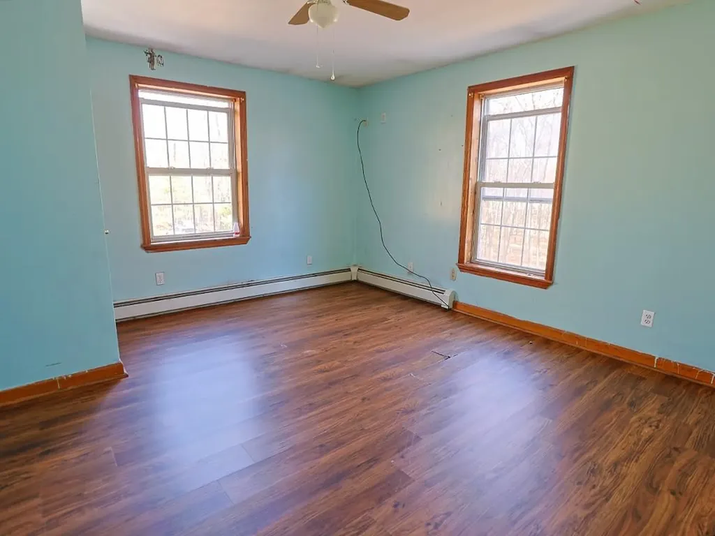 24 Roe Road Bloomingburg NY 12721