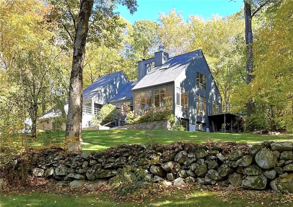 25 Clearview Road Carmel NY 10541