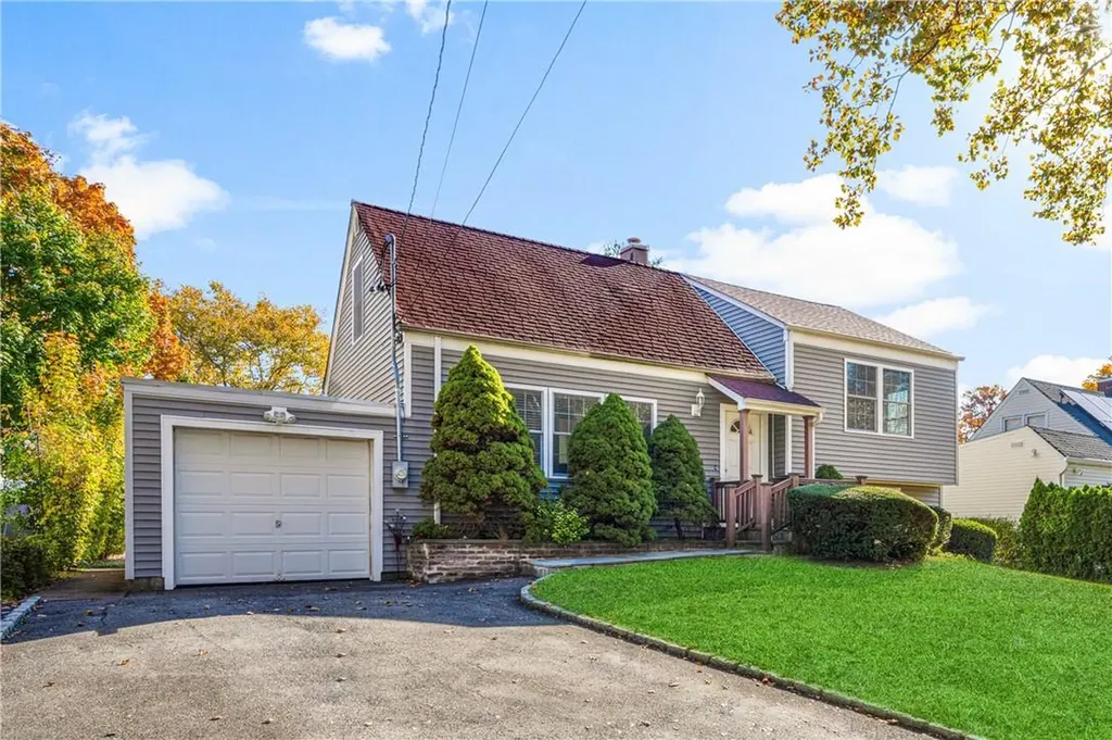 172 Remsen Road Yonkers NY 10710