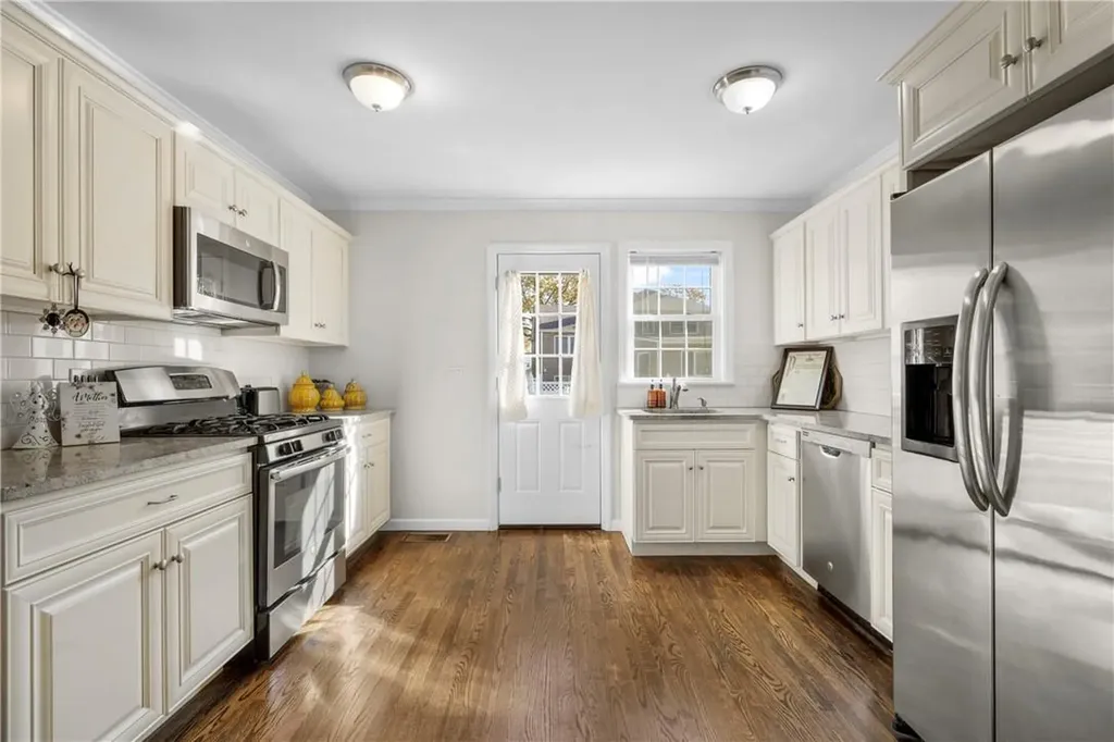 172 Remsen Road Yonkers NY 10710