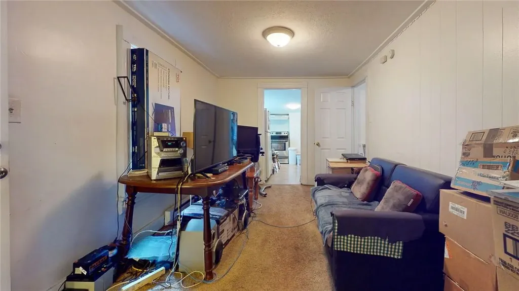 172 Downs Street Kingston NY 12401