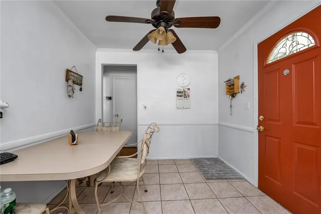1103 Rhinelander Avenue Bronx NY 10461