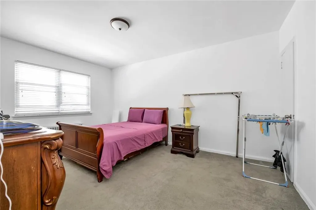 1103 Rhinelander Avenue Bronx NY 10461