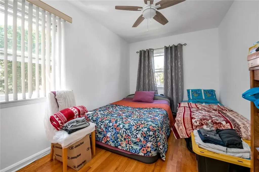 1103 Rhinelander Avenue Bronx NY 10461