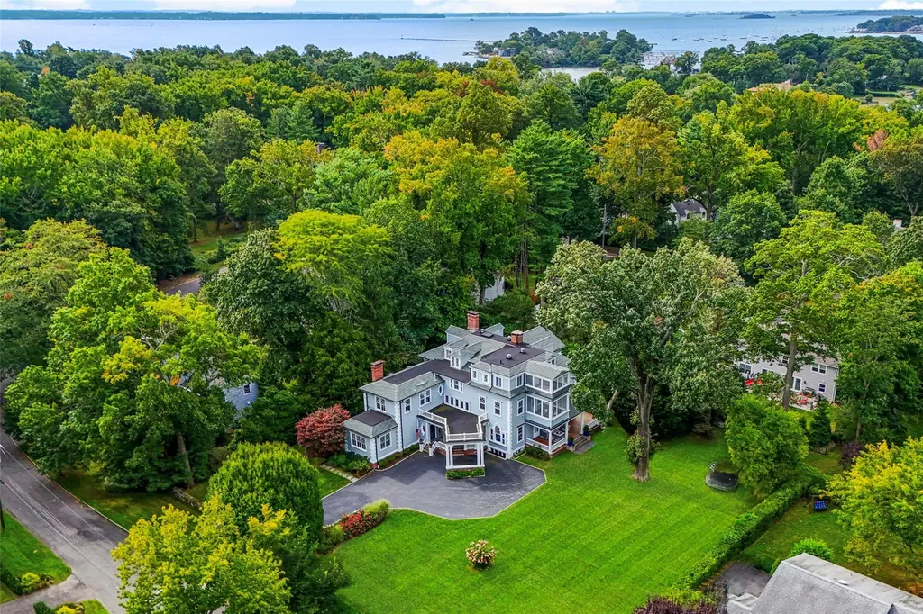 835 Claflin Avenue Mamaroneck NY 10543