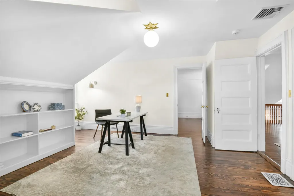 835 Claflin Avenue Mamaroneck NY 10543
