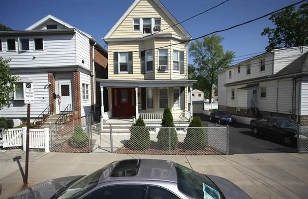 104 Hart Avenue Yonkers NY 10704