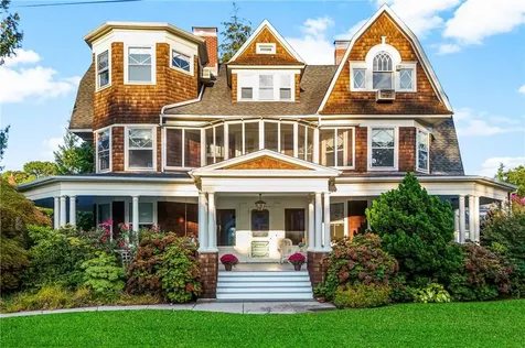 71 Beach Avenue Larchmont NY 10538