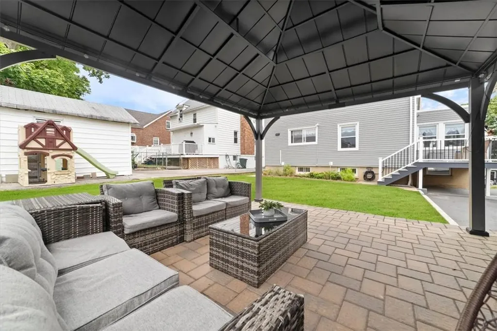 293 Bellevue Avenue Yonkers NY 10703