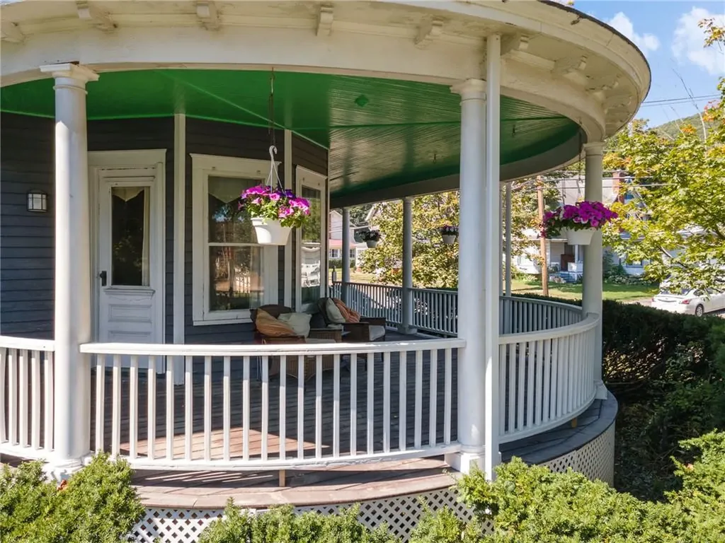 135 Elm Street Cobleskill NY 12043