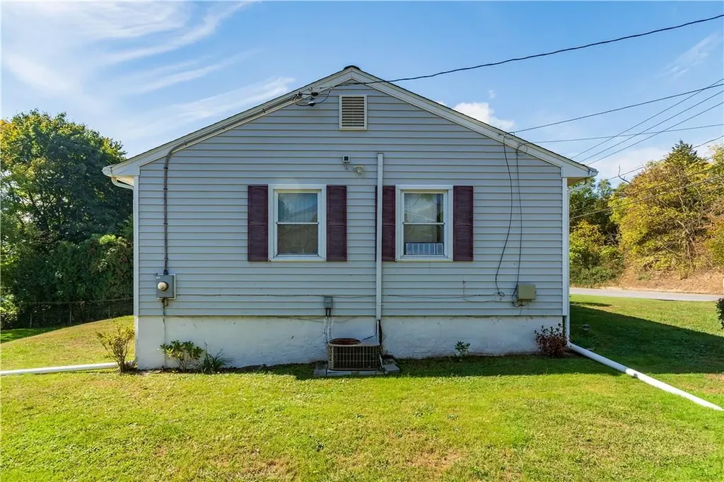 473 Vassar Road Poughkeepsie NY 12603