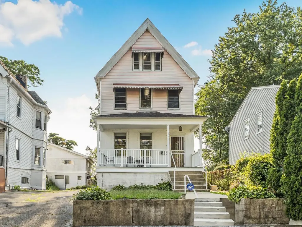 326 S 10th Avenue Mount Vernon NY 10550