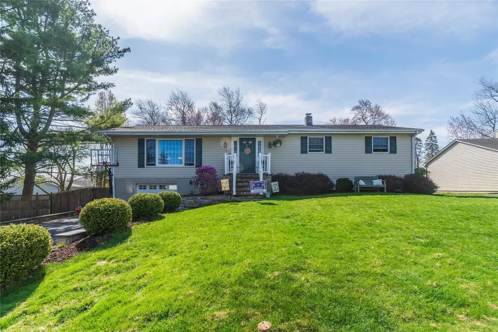 13 Tulip Lane Monroe NY 10950