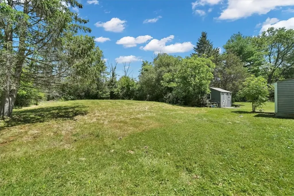 8 Merriewold Lane N Monroe NY 10950