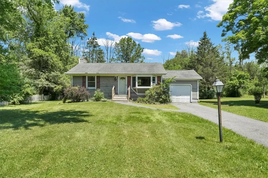 8 Merriewold Lane N Monroe NY 10950