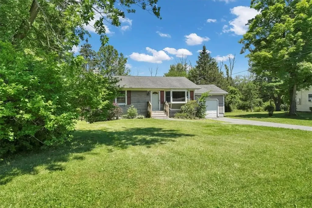 8 Merriewold Lane N Monroe NY 10950