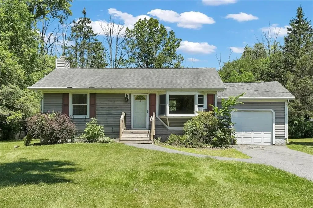 8 Merriewold Lane N Monroe NY 10950