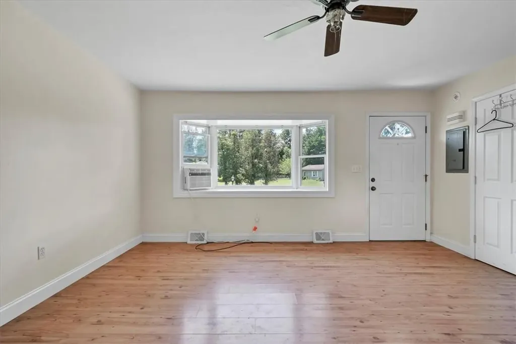 8 Merriewold Lane N Monroe NY 10950