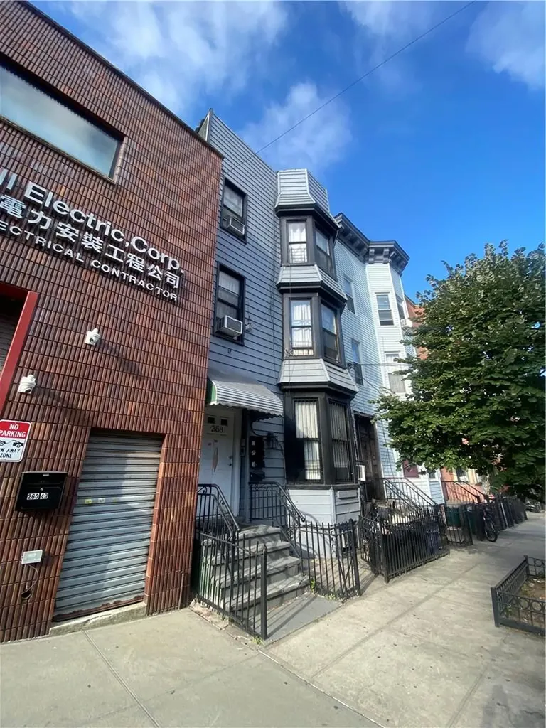 258 49th Street Brooklyn NY 11220