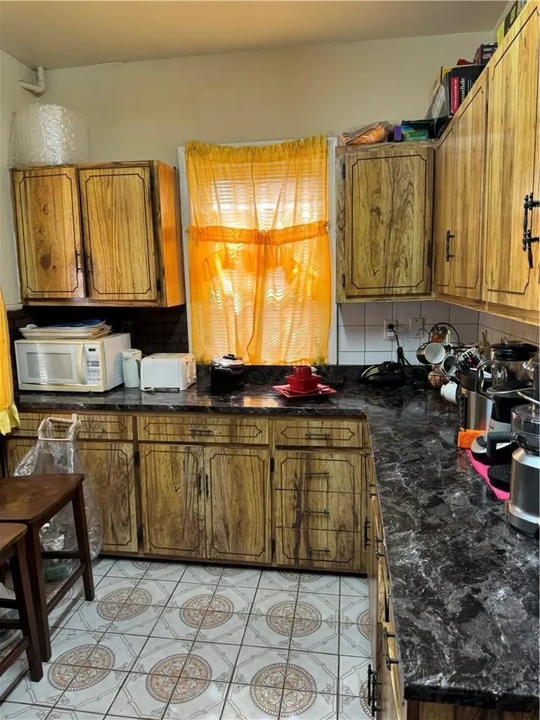 4024 Paulding Avenue Bronx NY 10466