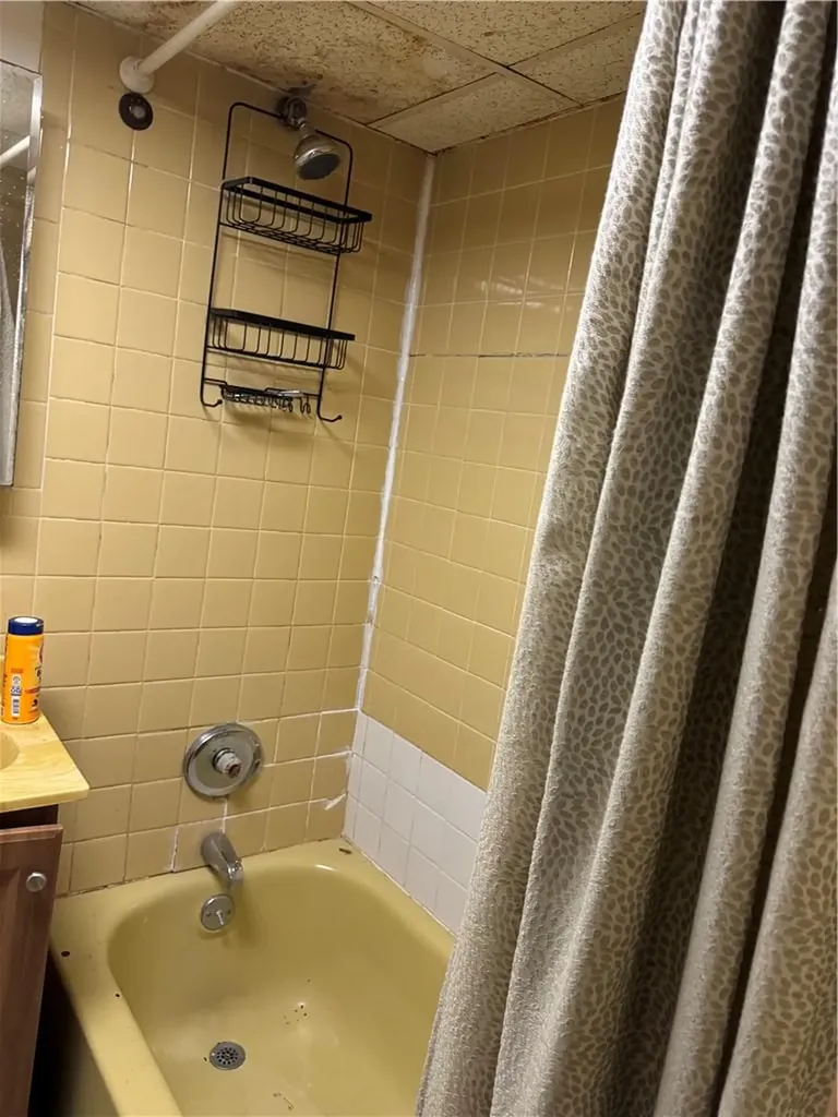 4024 Paulding Avenue Bronx NY 10466
