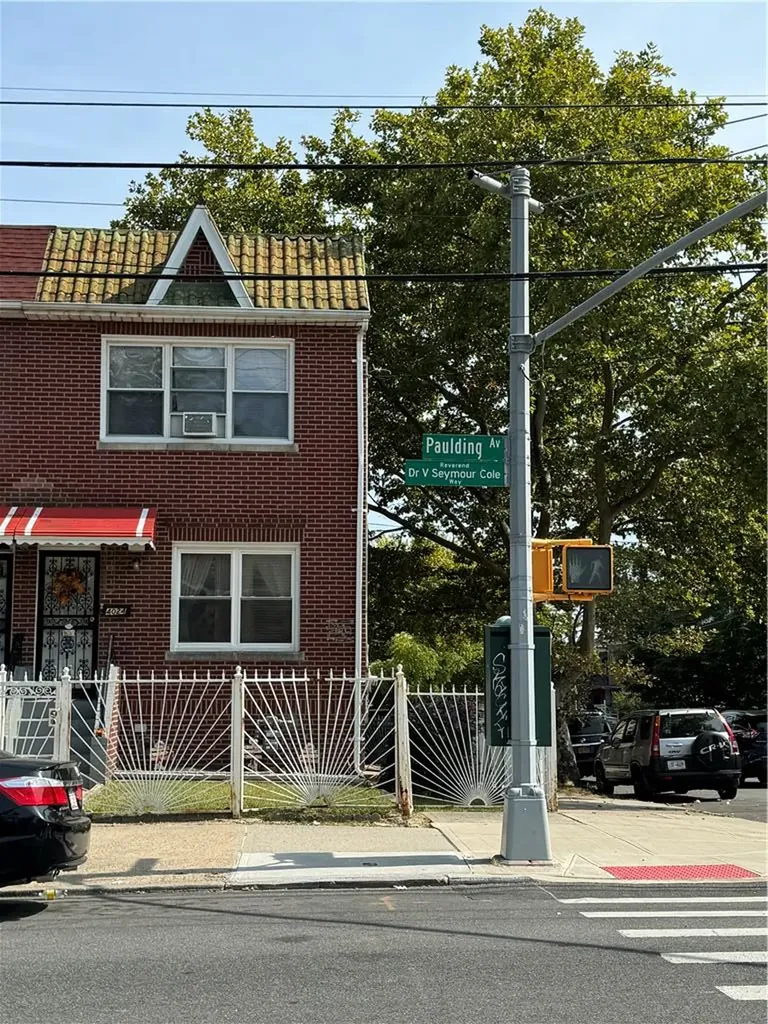 4024 Paulding Avenue Bronx NY 10466