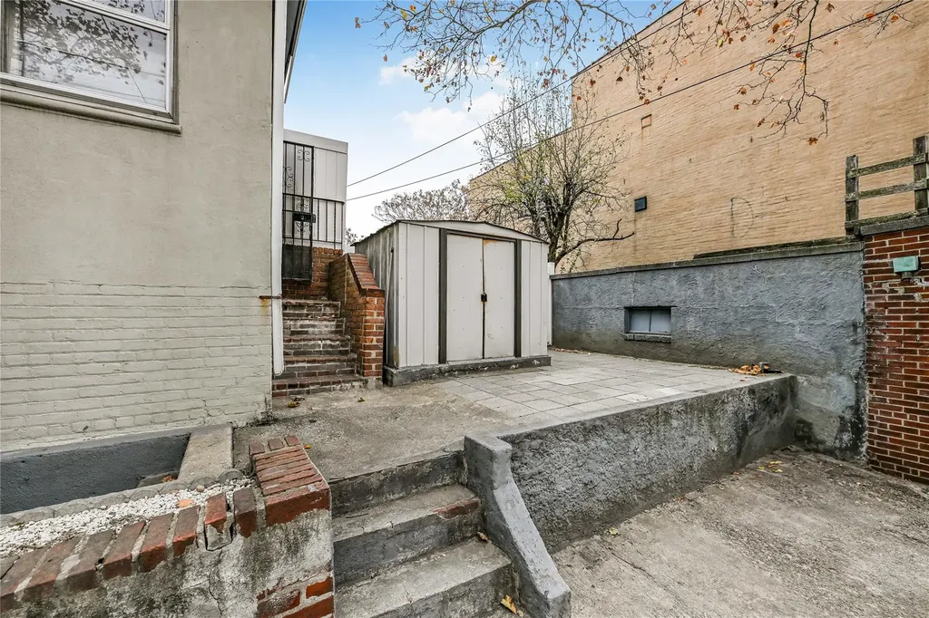 4024 Paulding Avenue Bronx NY 10466