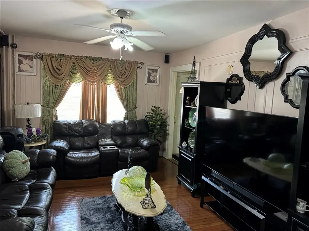 4024 Paulding Avenue Bronx NY 10466