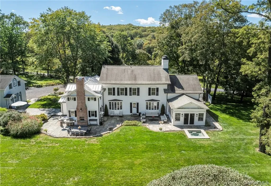 570 Pumpkin Lane Clinton Corners NY 12514