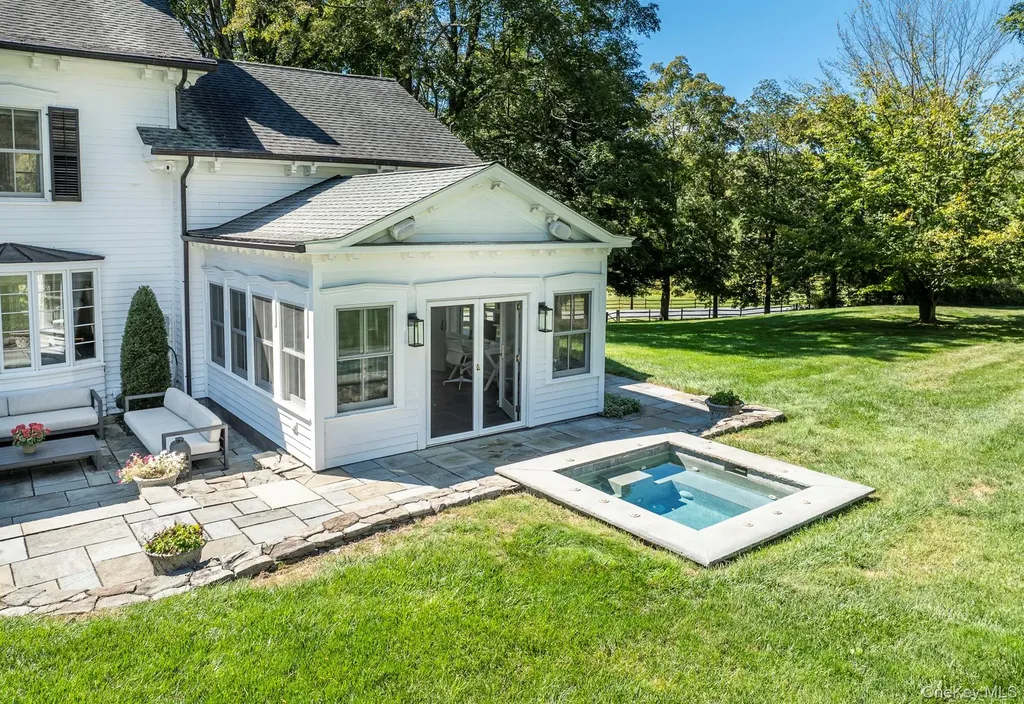 570 Pumpkin Lane Clinton Corners NY 12514
