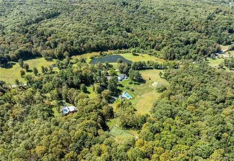 570 Pumpkin Lane Clinton Corners NY 12514