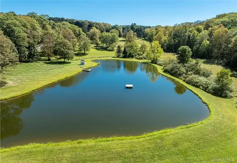 570 Pumpkin Lane Clinton Corners NY 12514