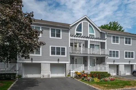 27 Brookridge Court Rye Brook NY 10573