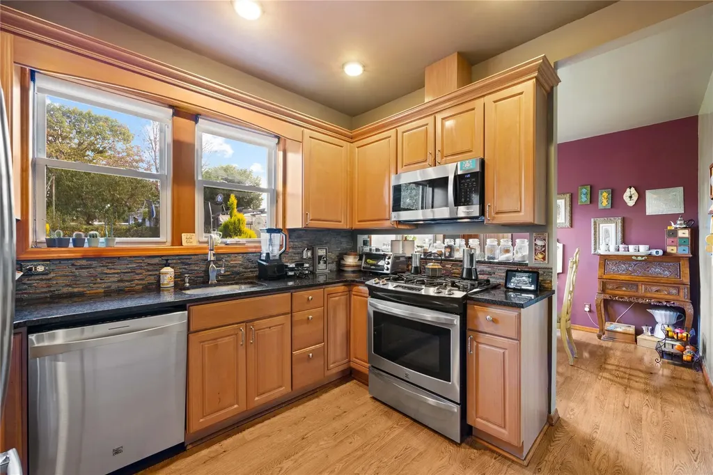 95 Palmer Road Yonkers NY 10701