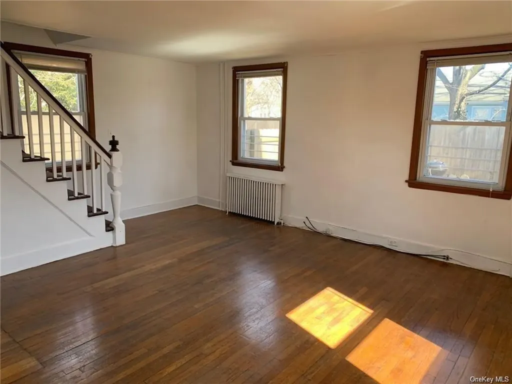 323-325 Maple Avenue Mamaroneck NY 10543