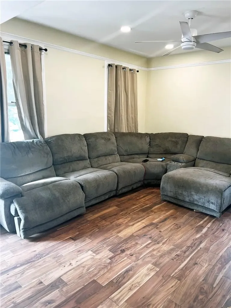 323-325 Maple Avenue Mamaroneck NY 10543