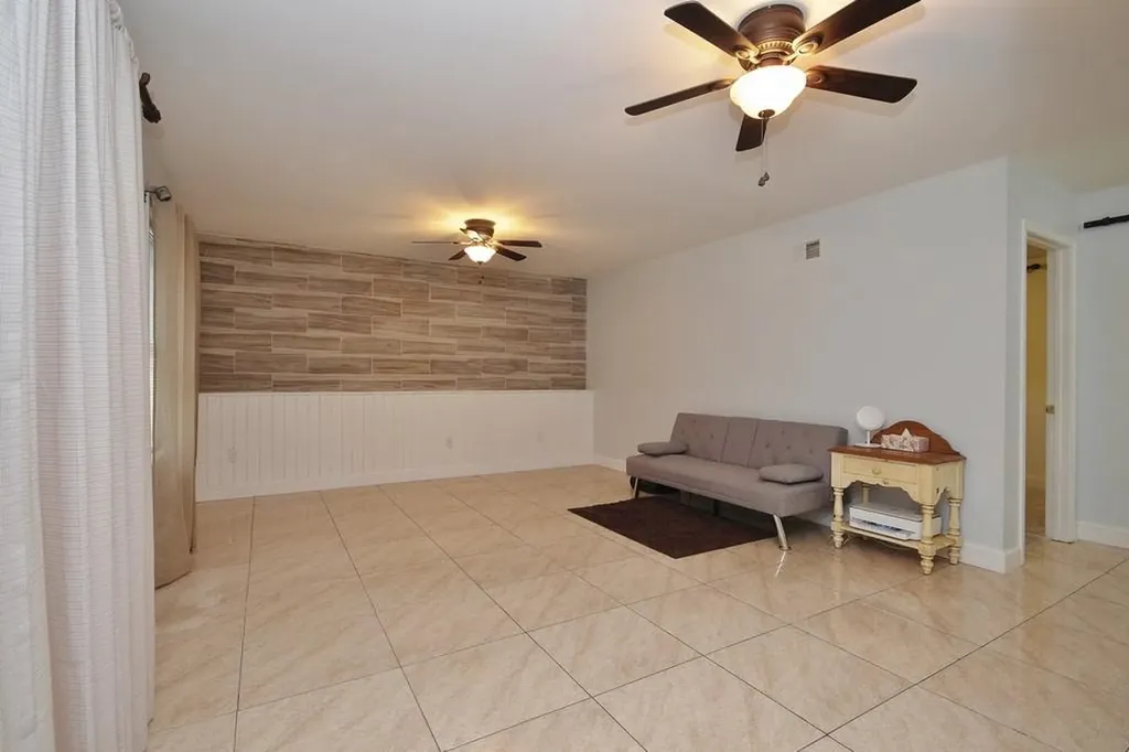 237 Quaker Road Pomona NY 10970