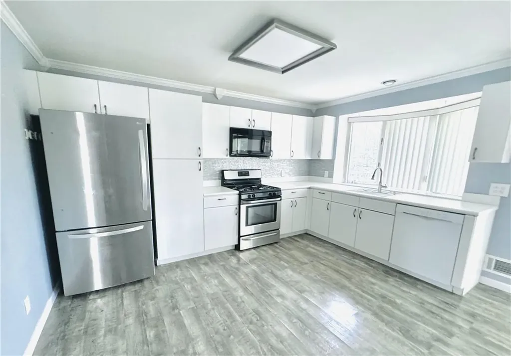 13 Nottingham Court Nanuet NY 10954