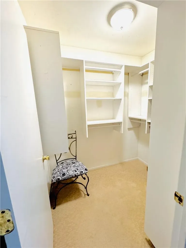 13 Nottingham Court Nanuet NY 10954