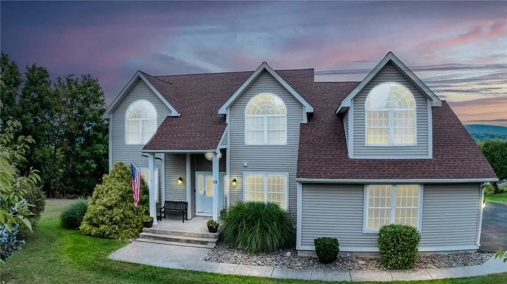 93 Roosevelt Drive Poughquag NY 12570