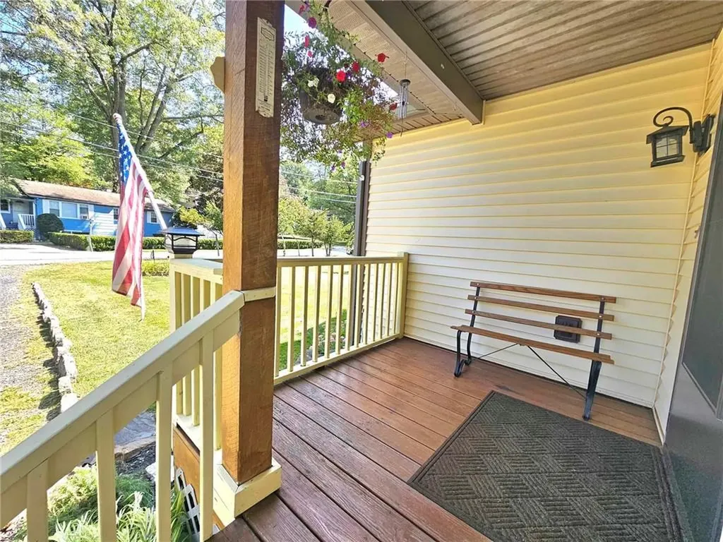 12 Windsor Road Monroe NY 10950