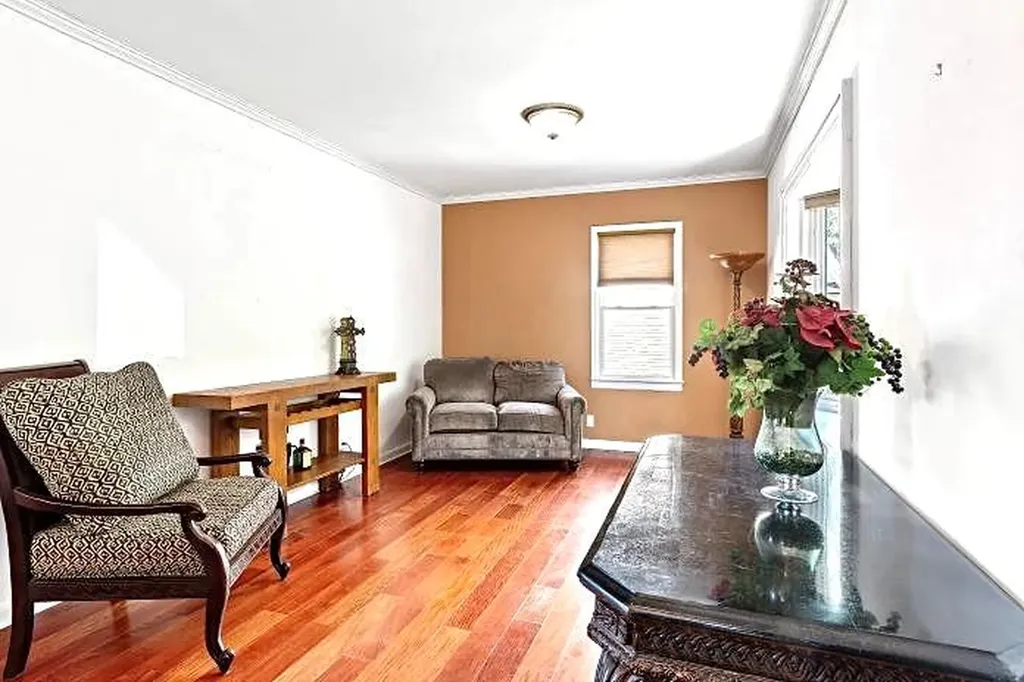 67 Holls Terrace W Yonkers NY 10701