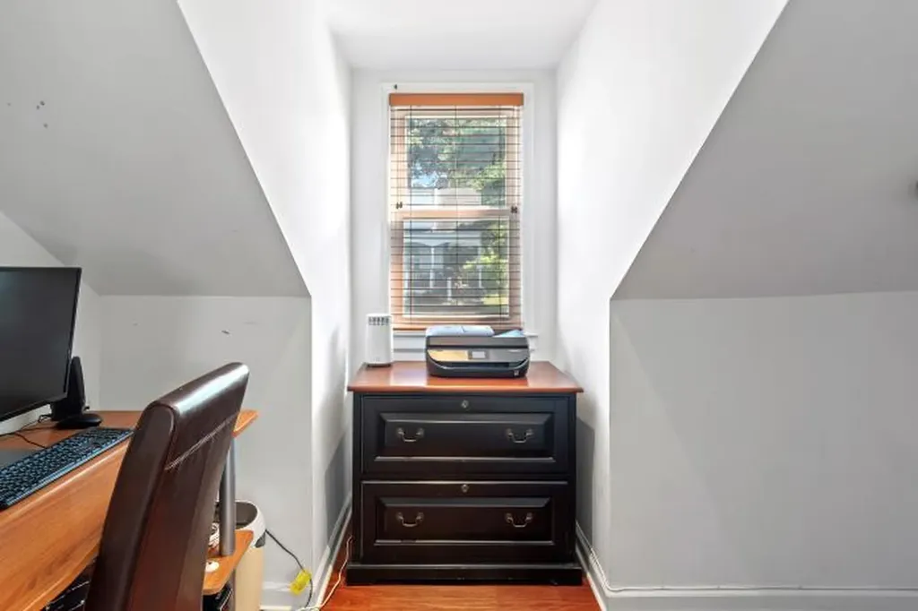 67 Holls Terrace W Yonkers NY 10701